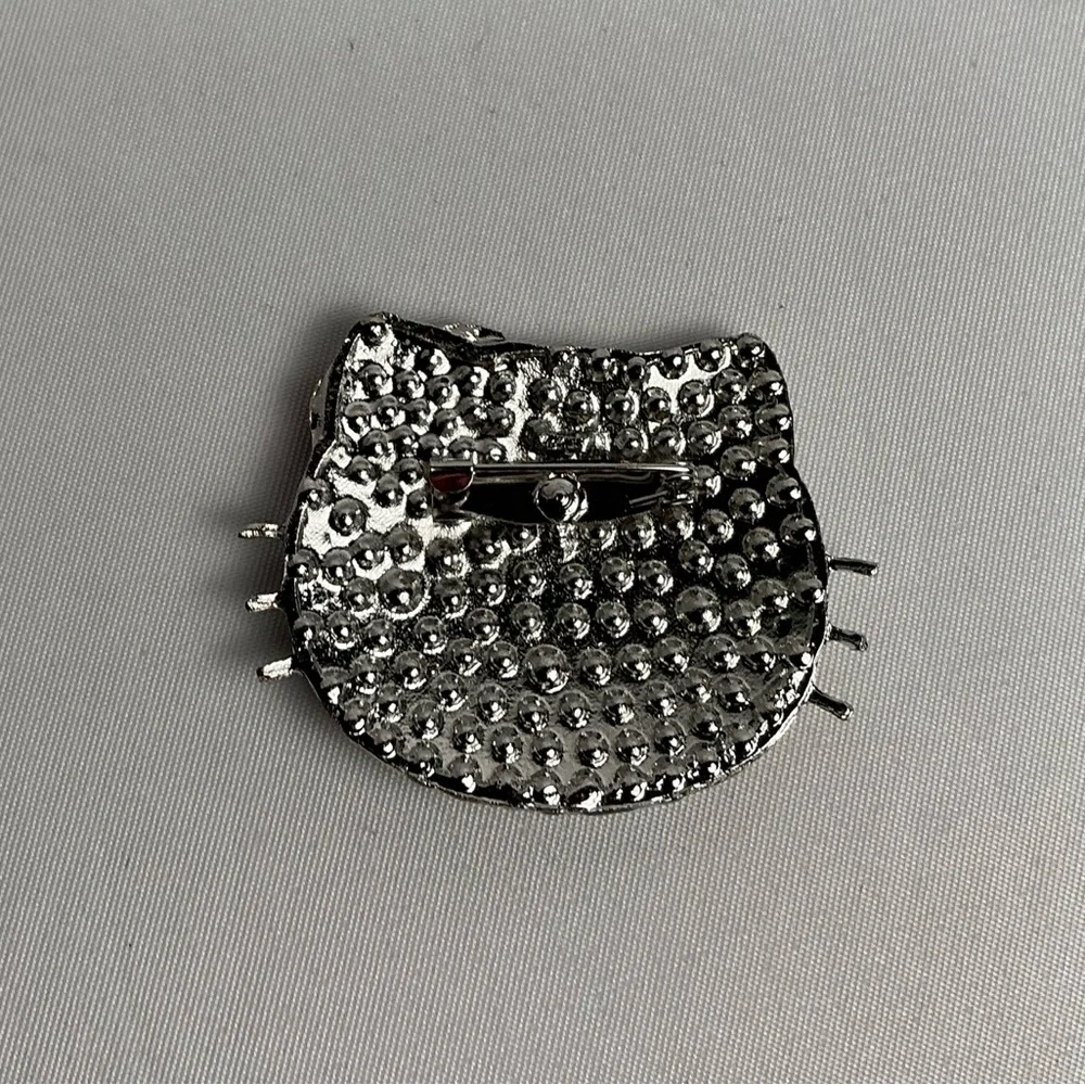 Hello Kitty Silver and Pink Rhinestone Brooch Pin New